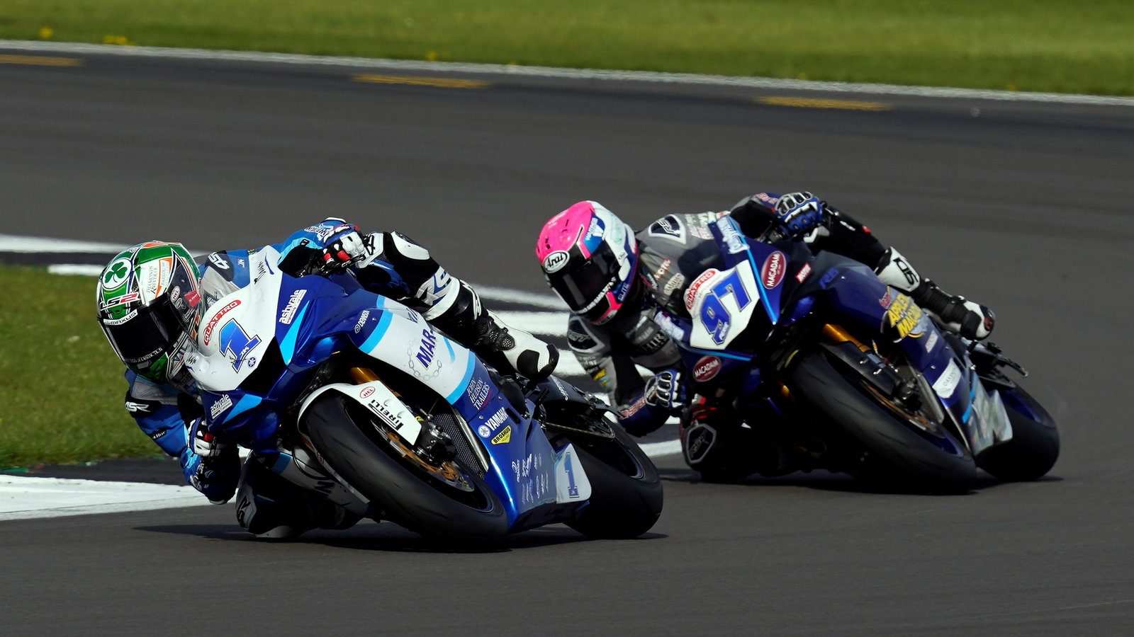 Jack Kennedy leads Bradley Perie, Silverstone BSSP 2022. - Mar-Train Racing.